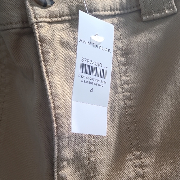 Ann Taylor Beige Trousers - Picture 2 of 4